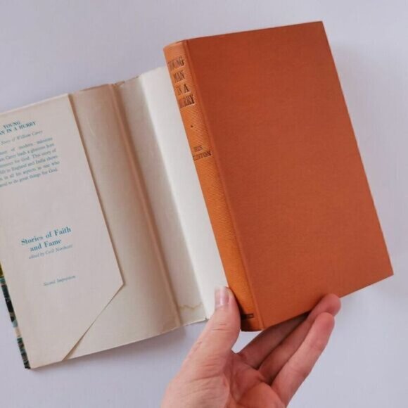 1963 Young Man in a Hurry HC Book Vintage Iris Clinton Christian Literature - Picture 4 of 11